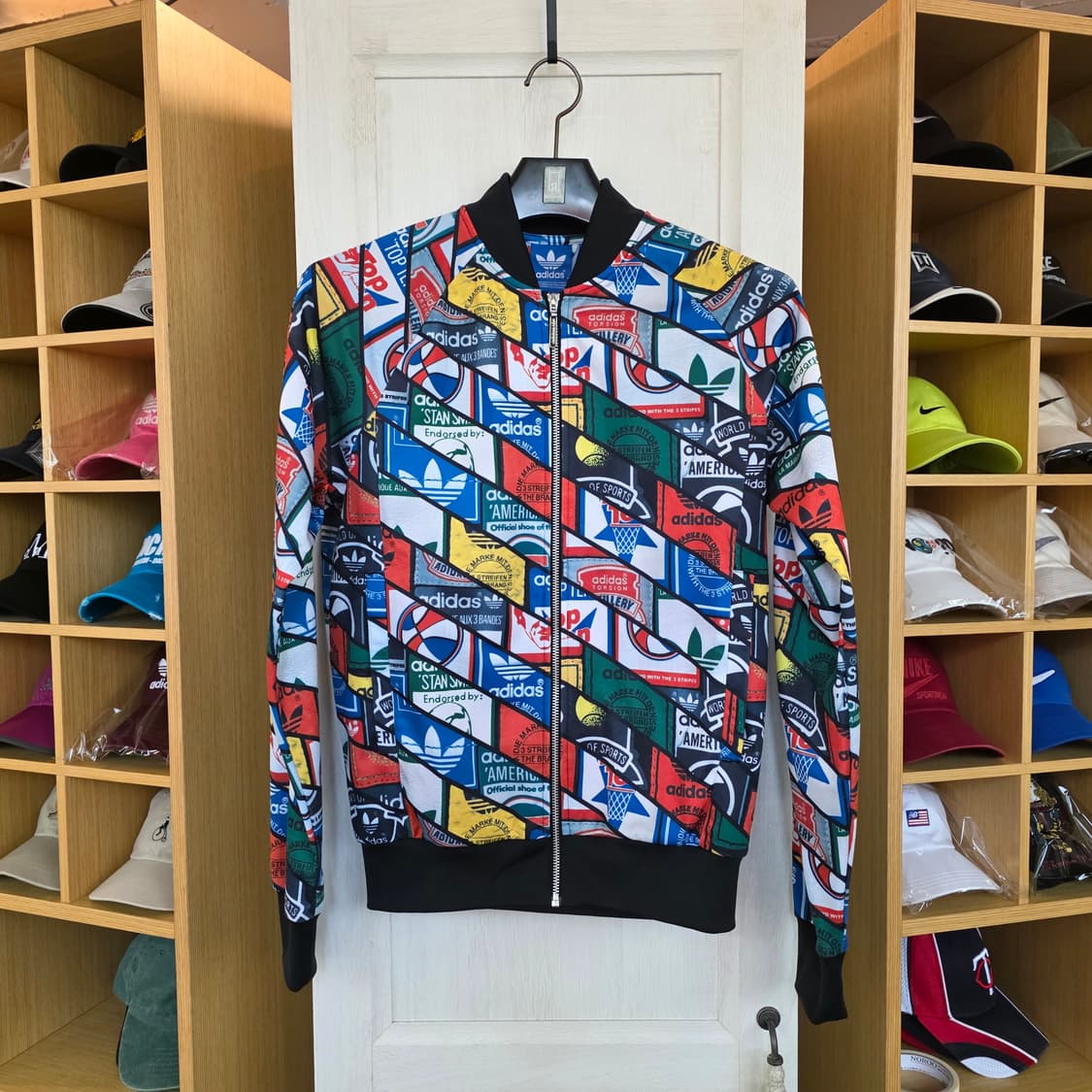 아디다스 AOP 라벨 져지 (100) 상품이미지1