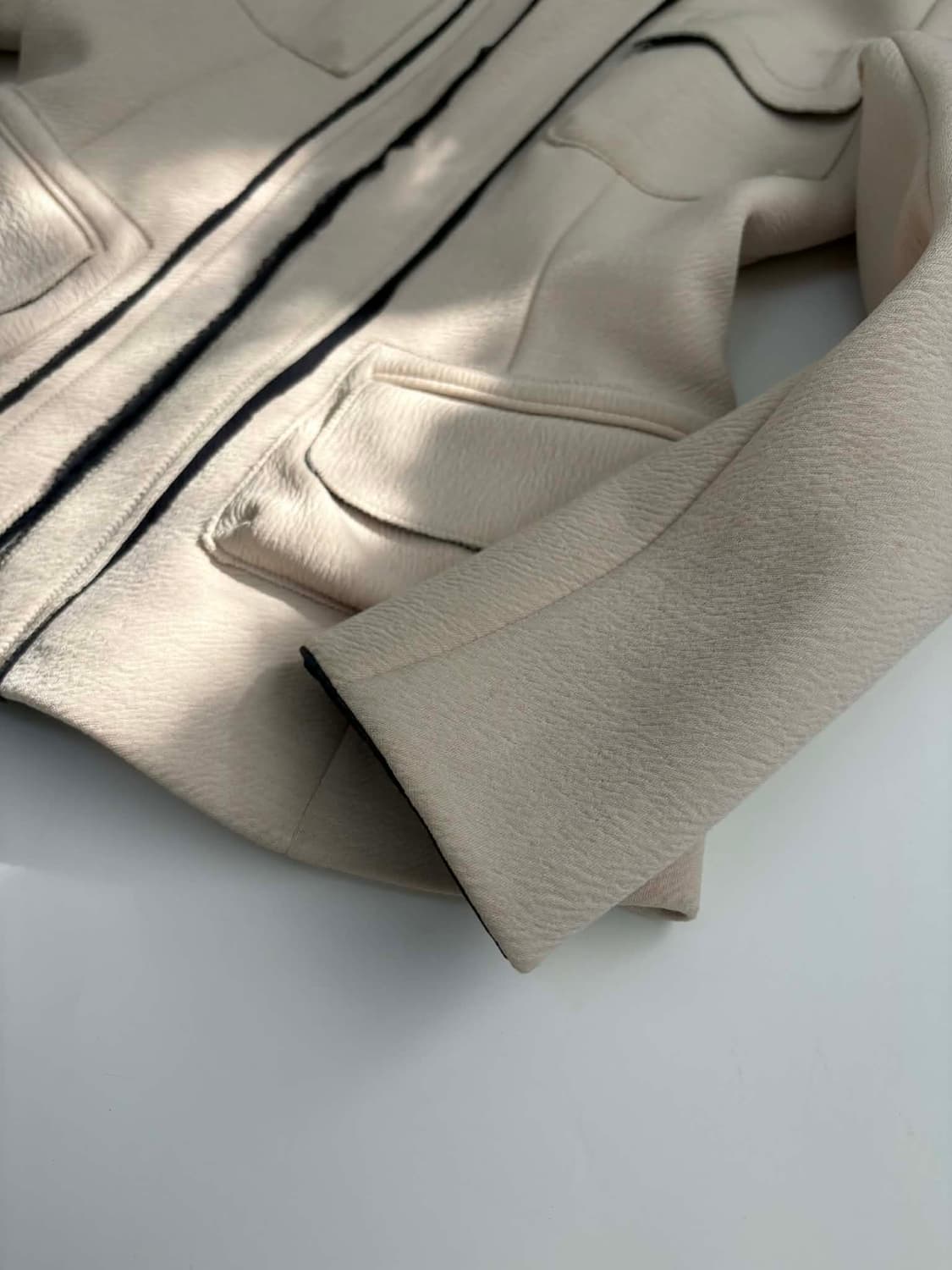 [S] 타임 TIME 포스트모던 한섬 베이지 카라리스 멀티포켓 자켓 상품이미지9