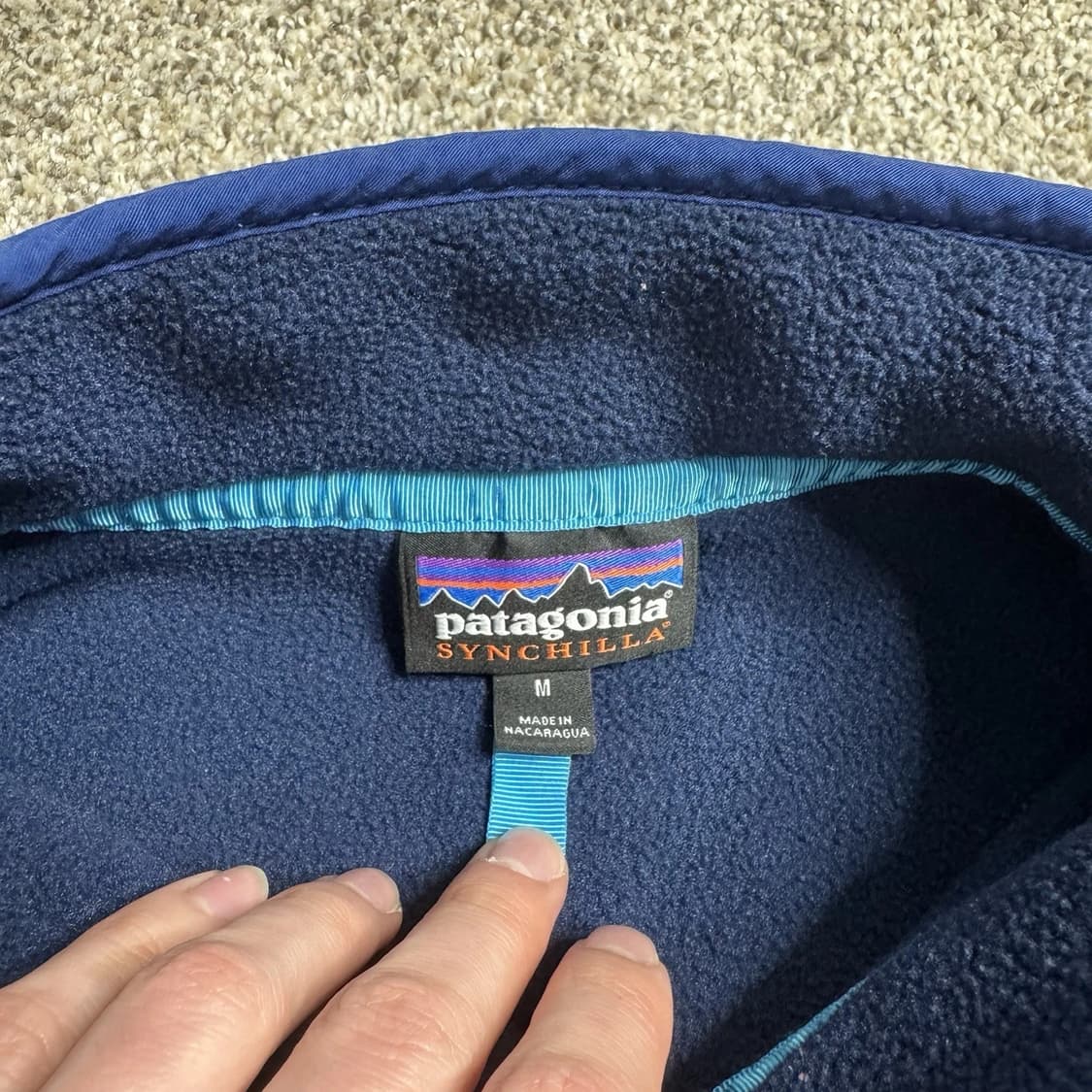 15FW 파타고니아 신칠라 스냅-T 네이비/레드/블루 상품이미지3