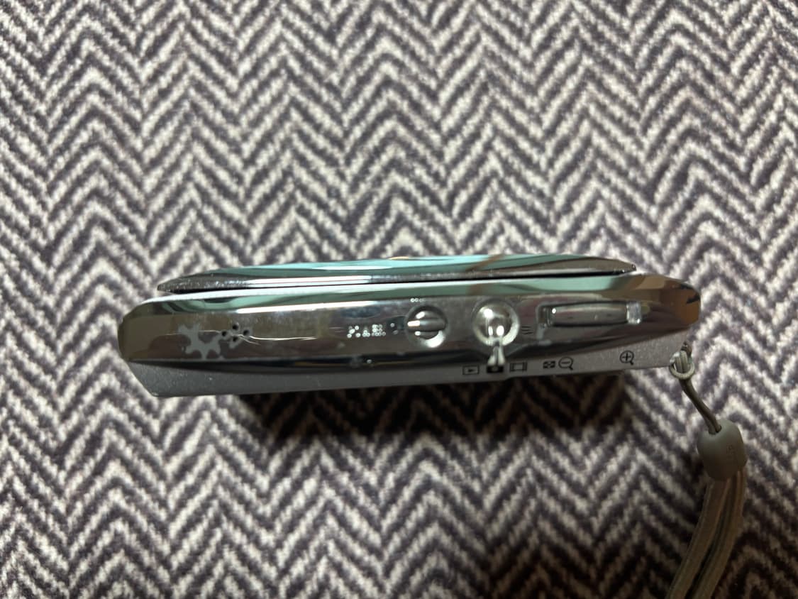 소니 사이버샷 dsc-t5(배터리2개, 메모리스틱2개, 메모리어댑터) 상품이미지5