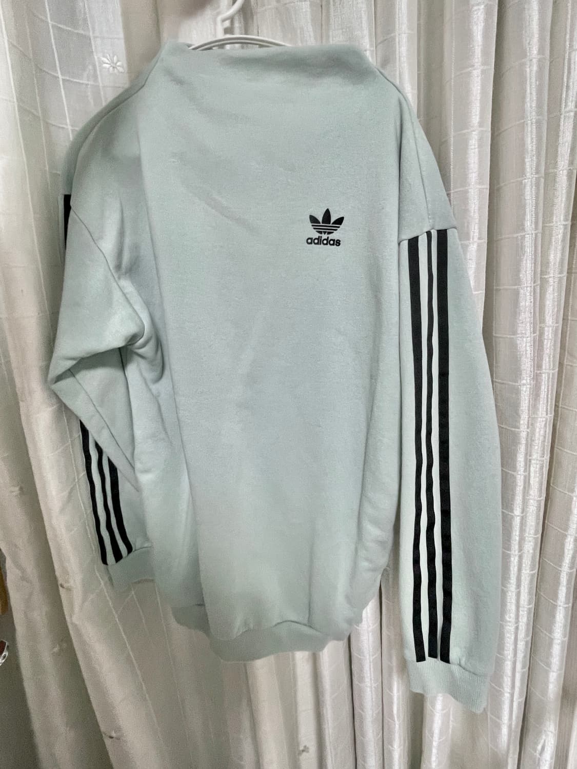 아디다스 빈티지 맨투맨 상품이미지1