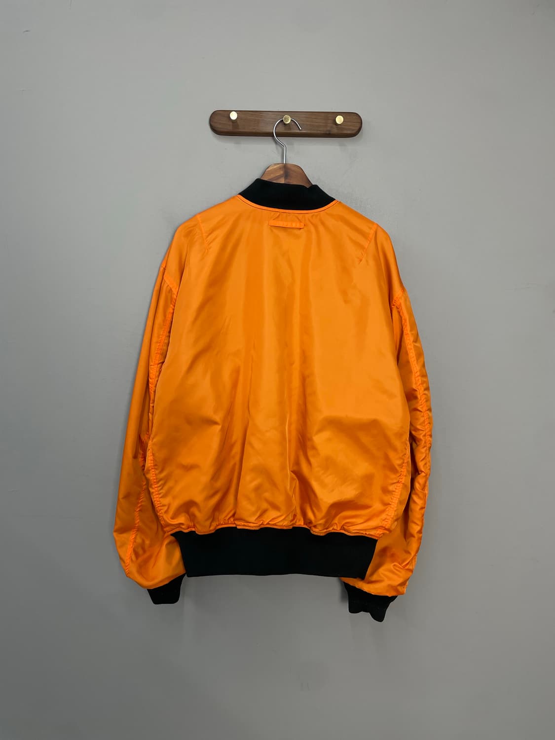 알파 인더스트리 MA-1 리버시블 플라이트 자켓 H2203 상품이미지8