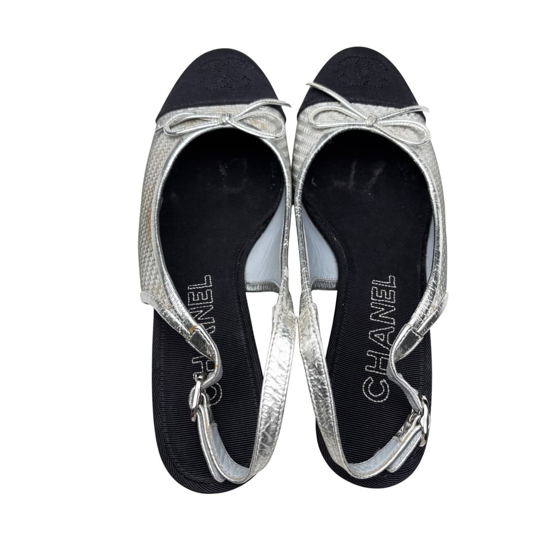 샤넬 37.5c 실버 블랙 슬링백 상품이미지3