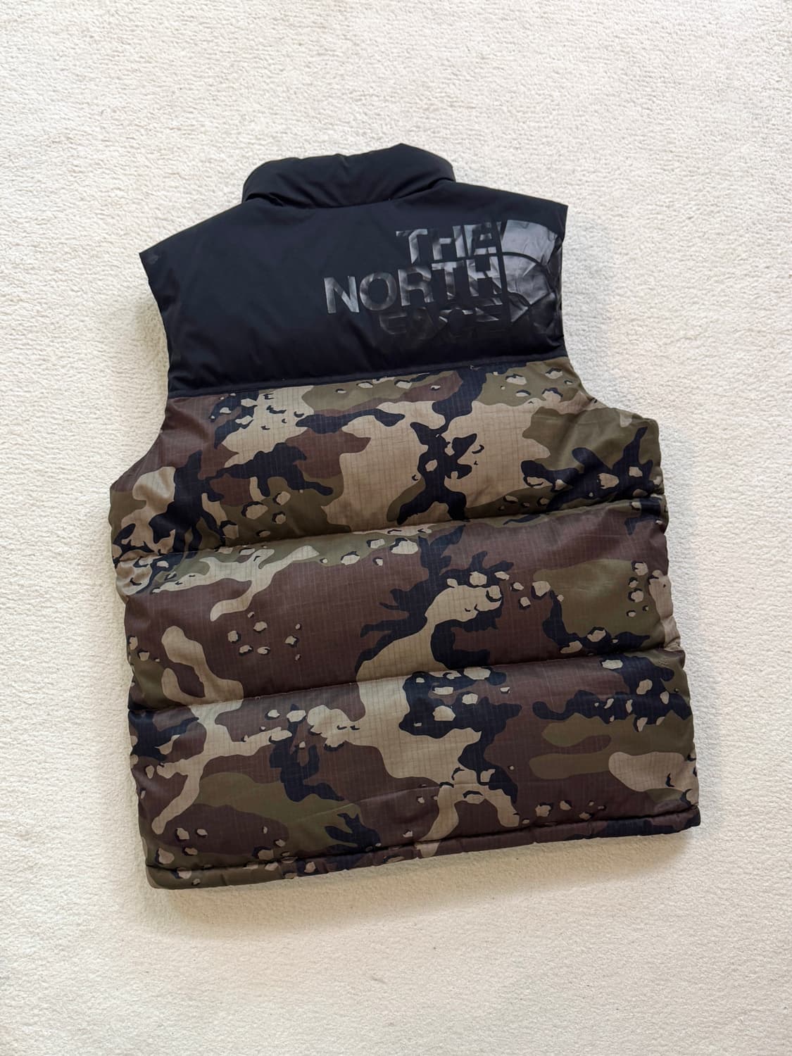 노스페이스 카모 패딩 조끼 패딩베스트 상품이미지4