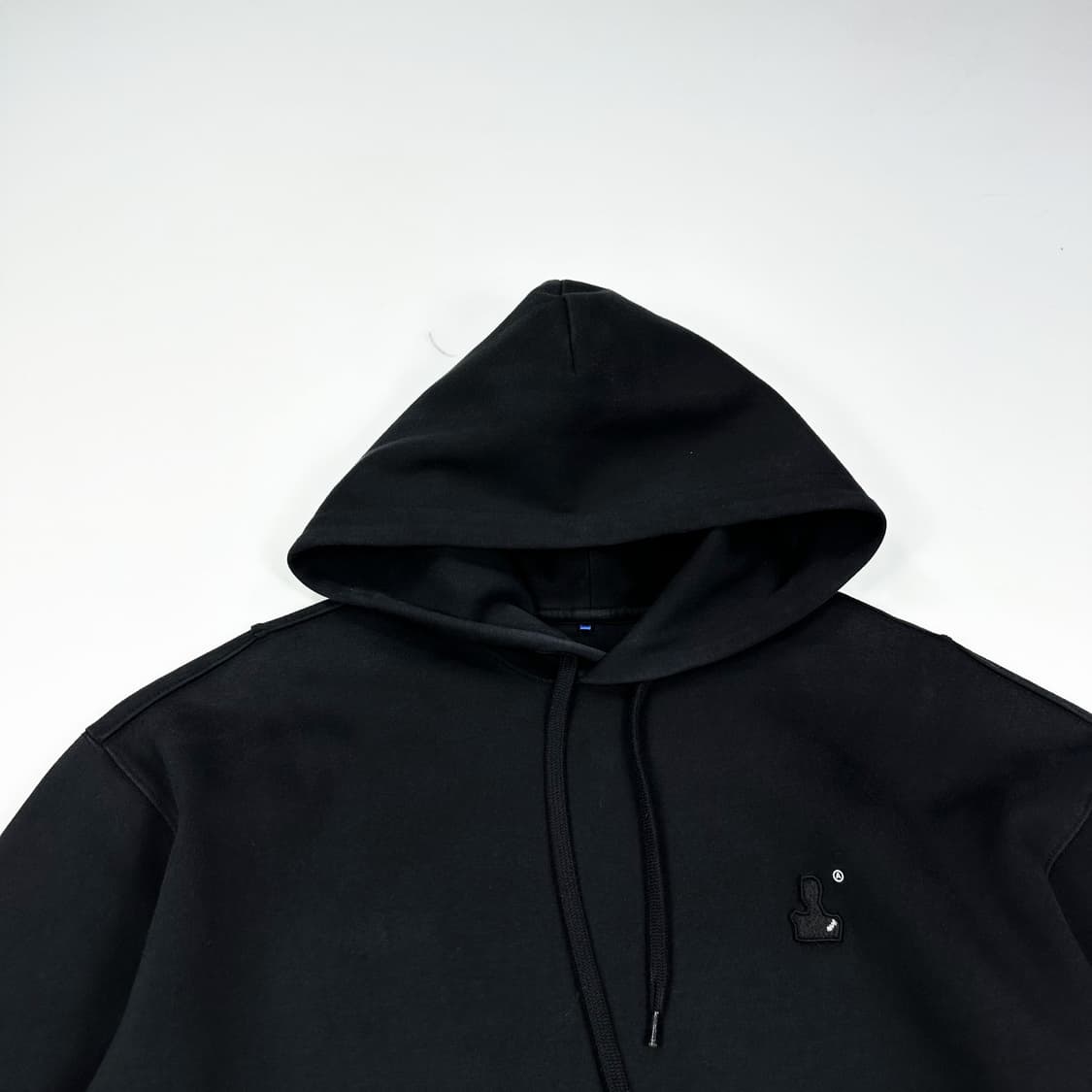 푸마 x 메종키츠네 미니멀 박시핏 후드티 블랙 2사이즈 상품이미지2