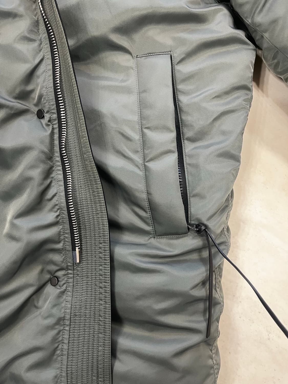 18FW 솔리드옴므 구스다운 라쿤퍼 178 패딩 상품이미지4