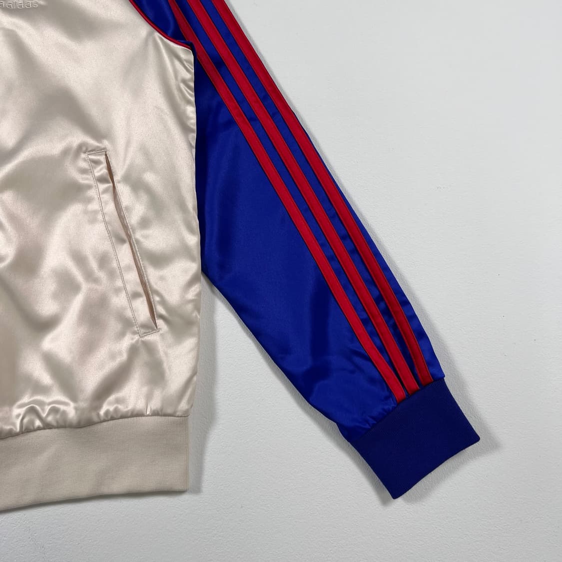 아디다스 트랙탑 상품이미지2