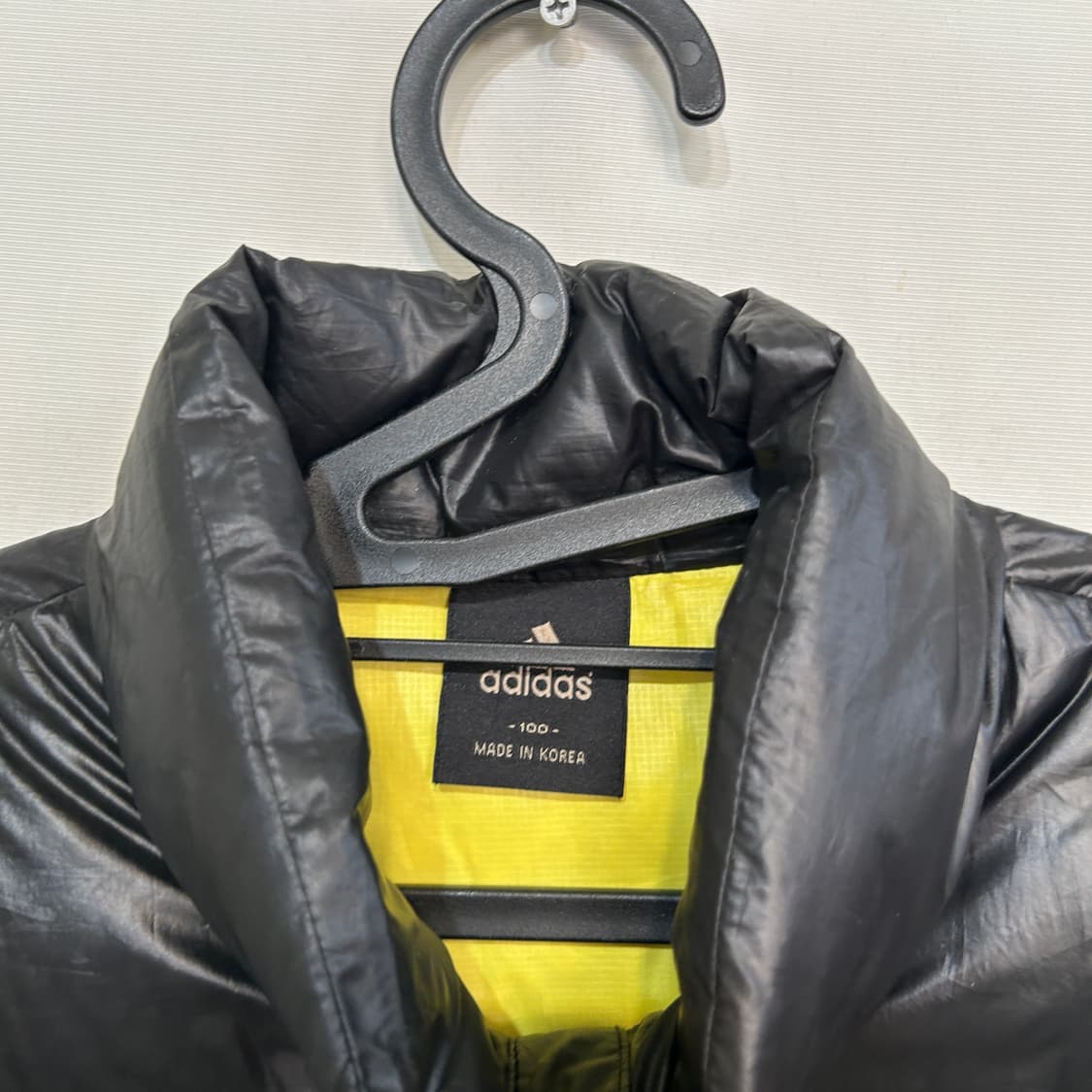 아디다스 남성 거위털 경량패딩 100 상품이미지2