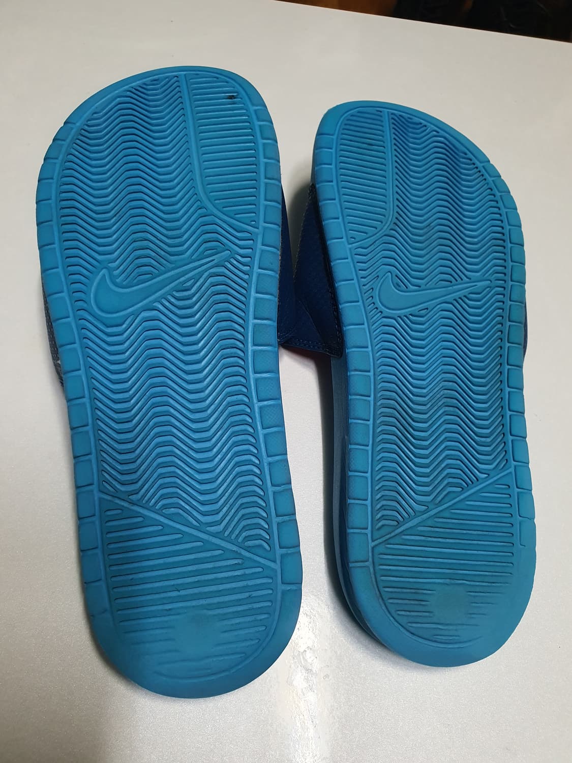 나이키 슬리퍼 260 상품이미지3