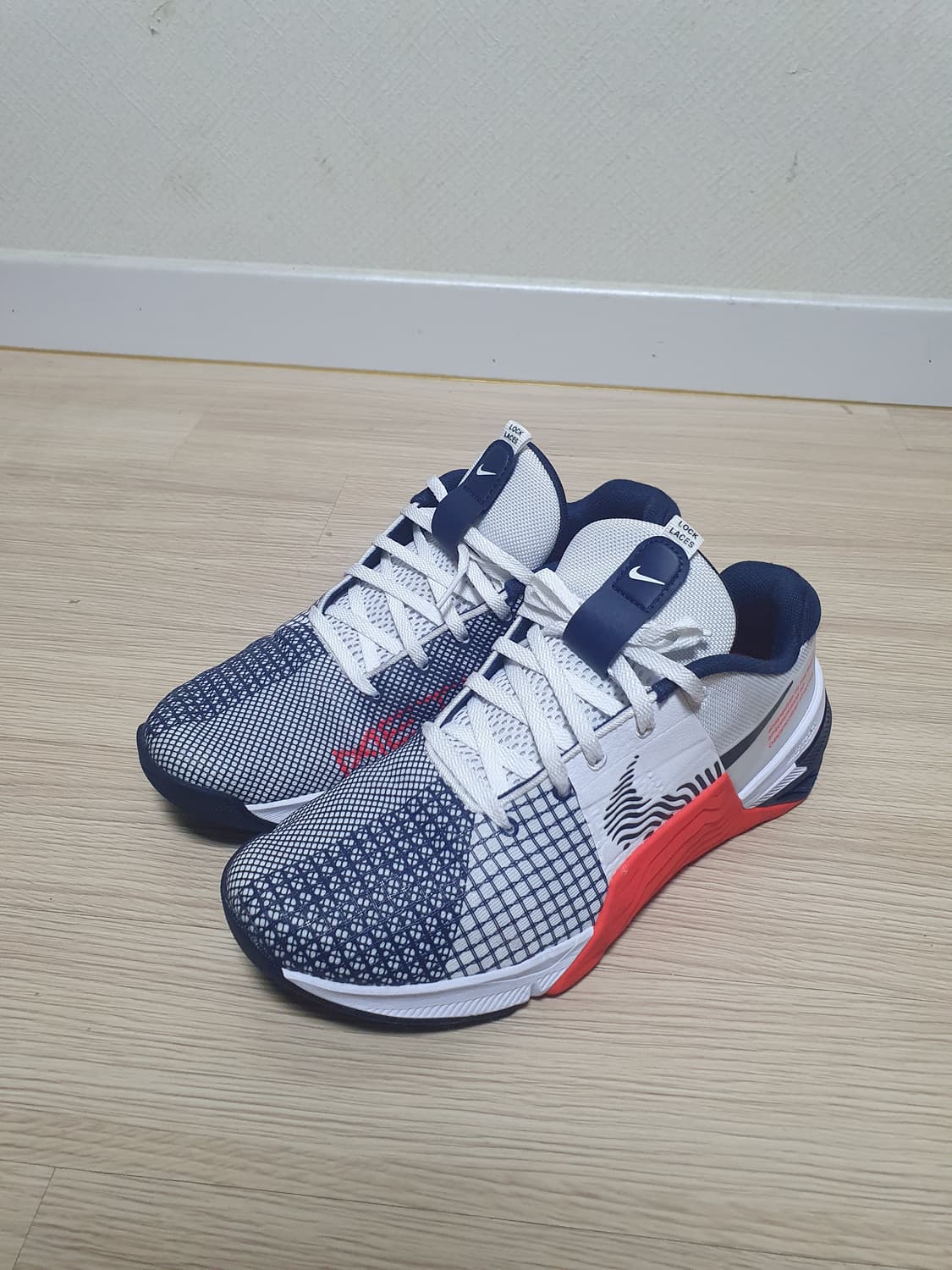 나이키 메트콘8 트레이닝화 275 상품이미지4