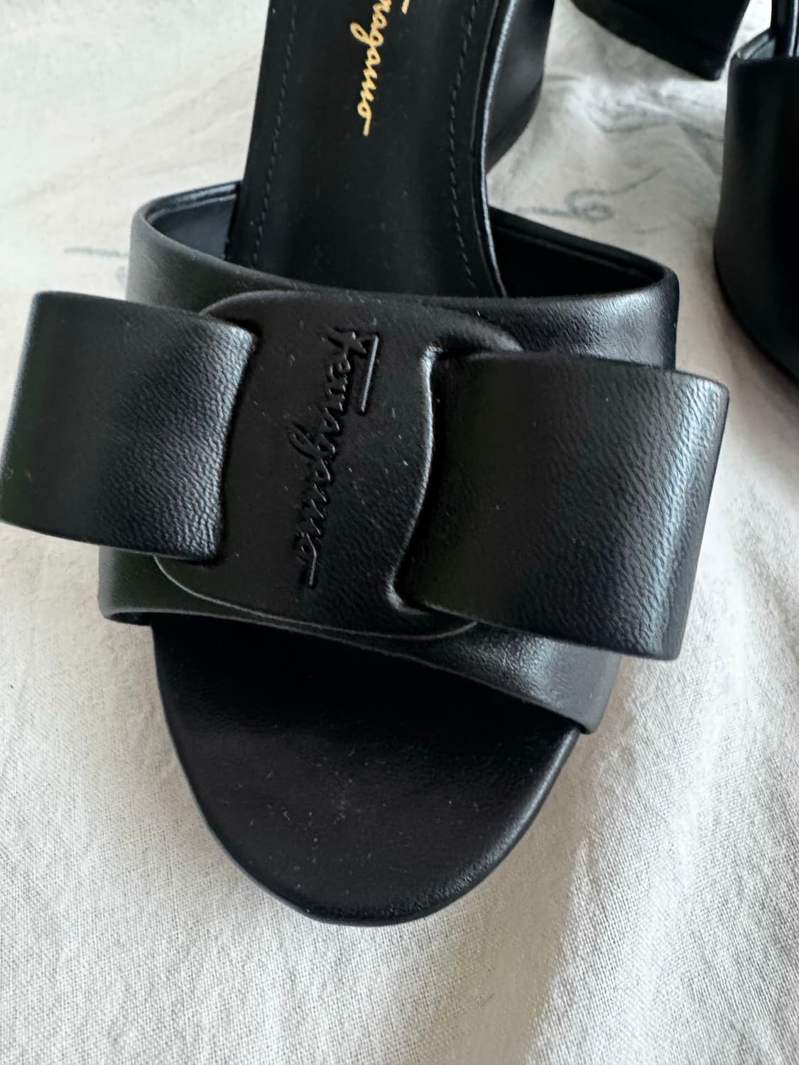 페레가모 바라 리본 샌들 상품이미지4