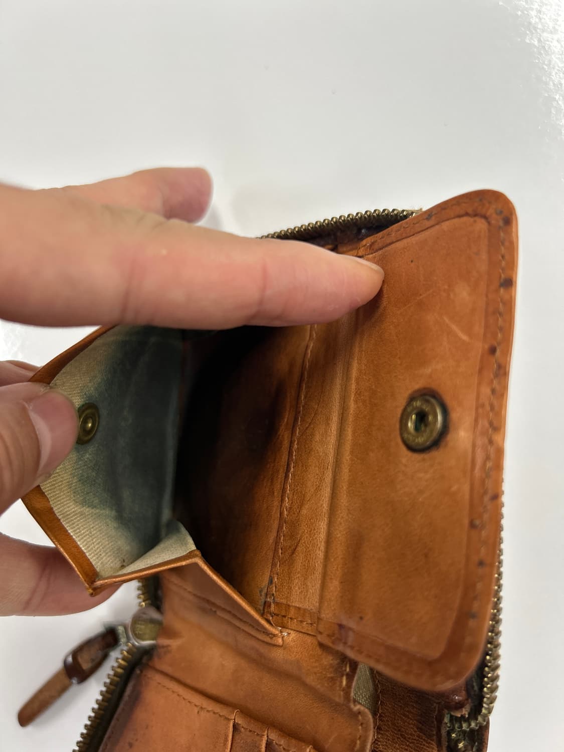 VISVIM 올드비즈빔 네츄럴 풀그레인 레더 바이폴드 지갑 상품이미지7