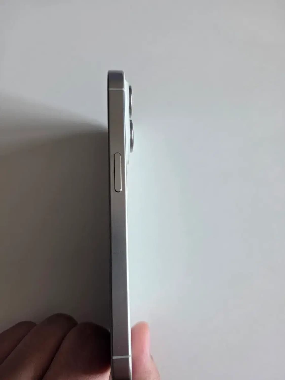 아이폰 15 프로 128GB화이트티타늄 자급제 (애플케어 남아있음) 상품이미지3