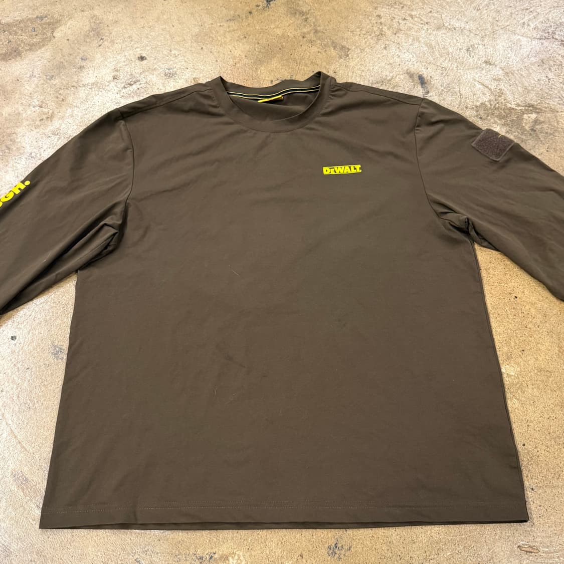 [정품/2XL] 디월트 긴팔 티셔츠 브라운 b12 상품이미지3