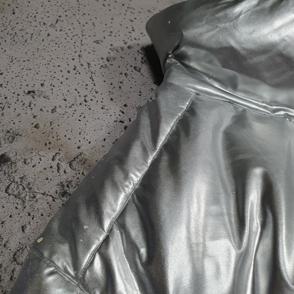 ✨ (바배) 리복 올드스쿨 실버 푸퍼 패딩 상품이미지6