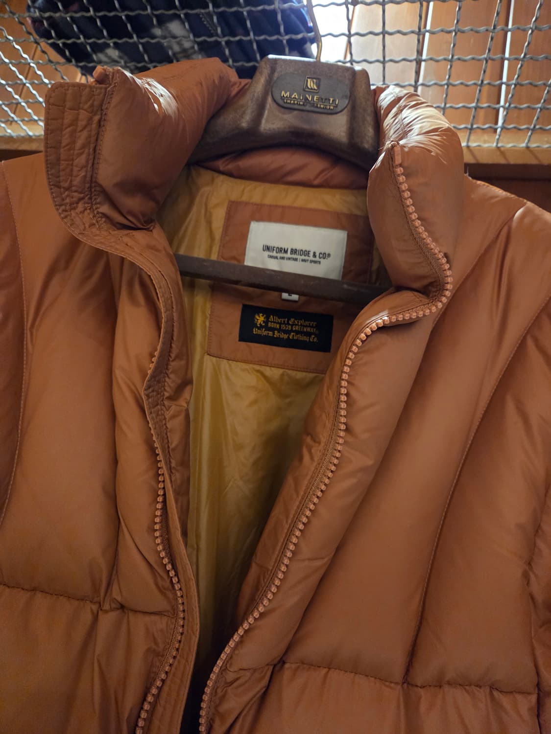 유니폼 브릿지 구스 다운 상품이미지2