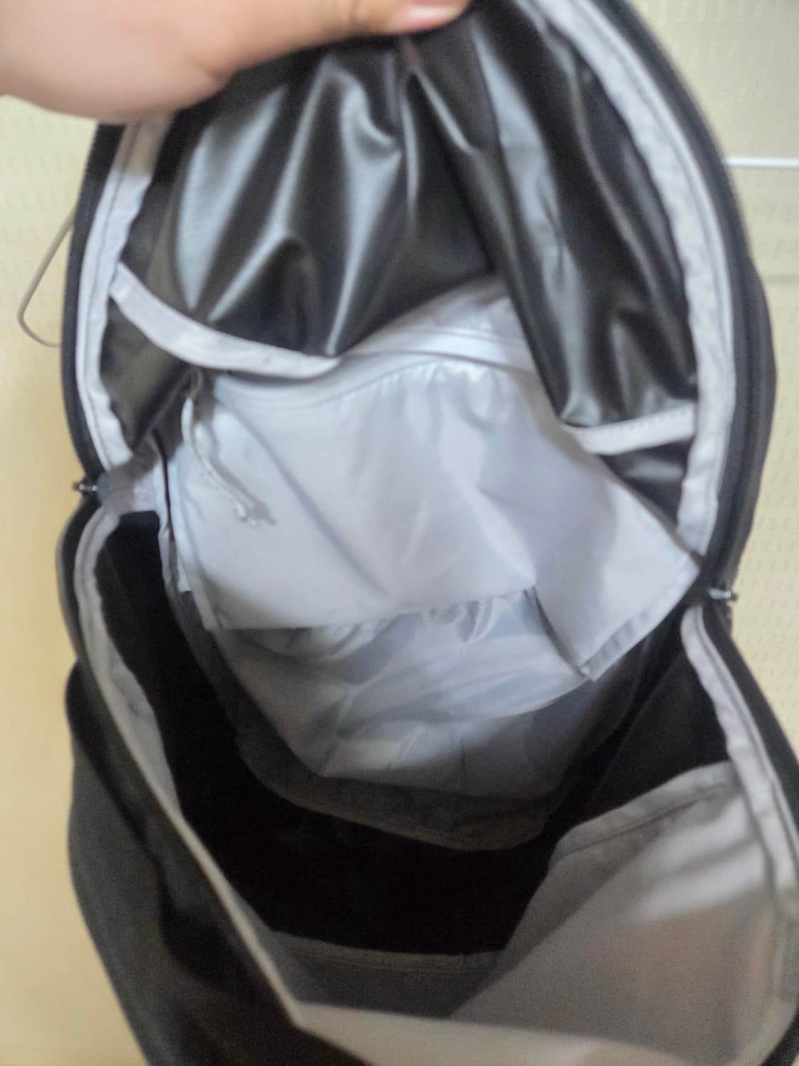 [25FW] 아크테릭스 헬리아드 15 블랙 상품이미지4