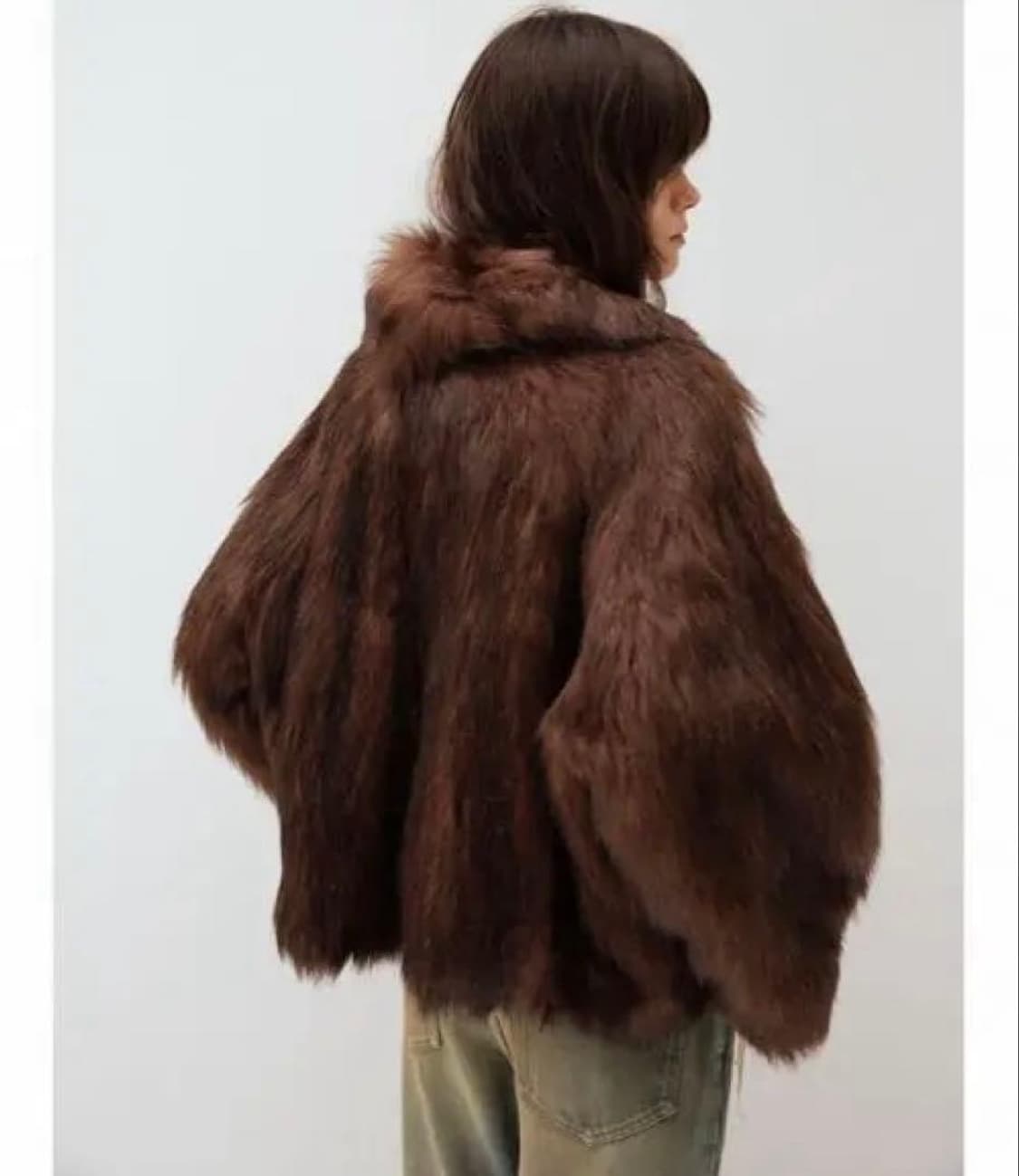 LEINWANDE Vegan Fur 라인반드 퍼자켓 오눅 착용  상품이미지2