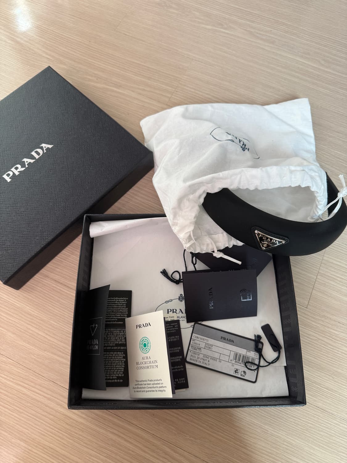 프라다 리나일론 헤어밴드 머리띠 상품이미지1