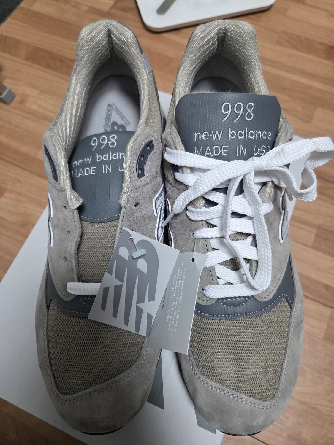 뉴발란스 998 Made in USA 그레이 295사이즈 새상품 팝니다 상품이미지1