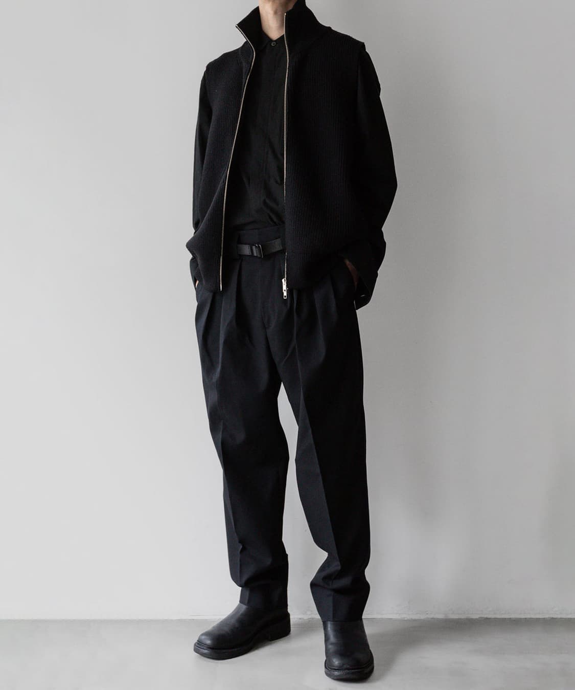 슈테인 stein OVERSIZED DRIVERS KNITZIP VEST 상품이미지7