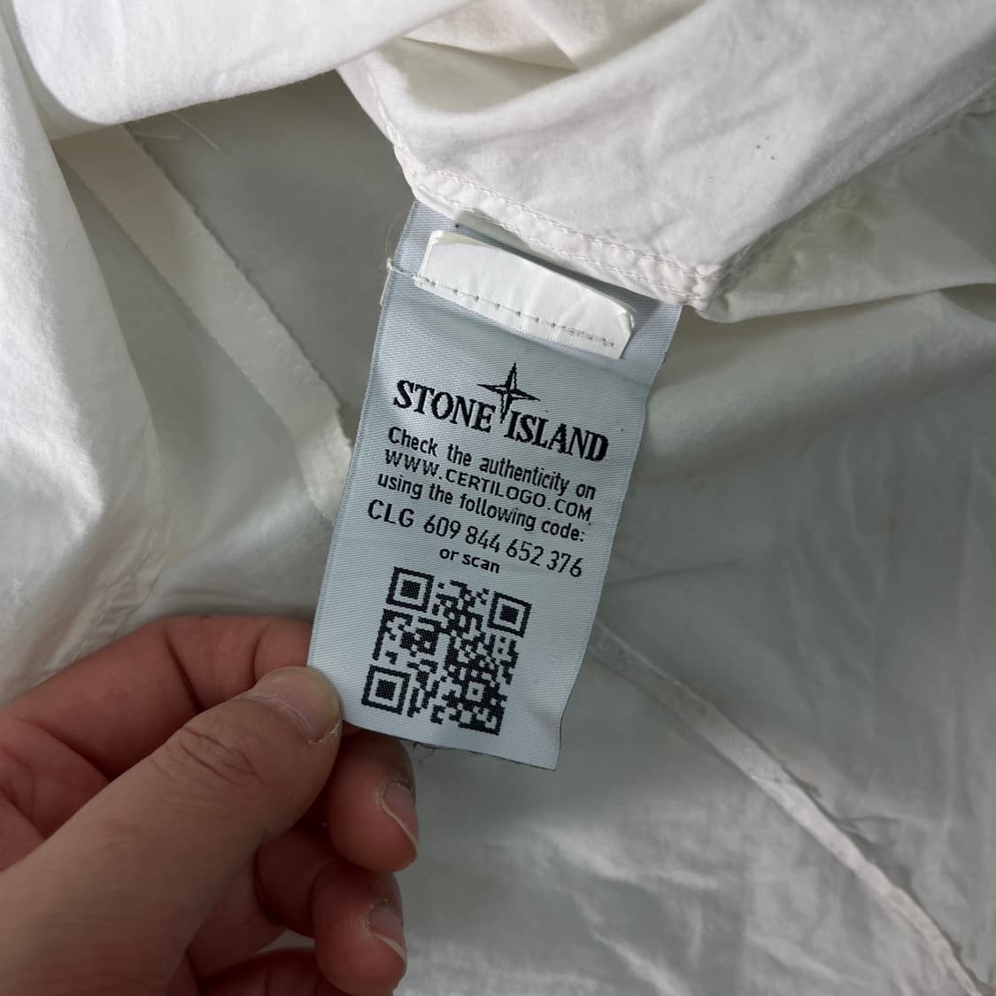 100 스톤아일랜드 와펜 심볼 화이트 코튼 포켓 셔츠 상품이미지9