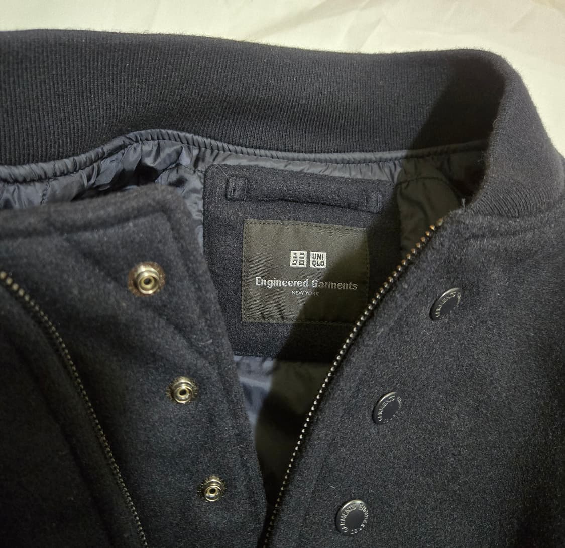 유니클로X엔지니어드 가먼츠 퍼프테크 숏 블루종 네이비 상품이미지2