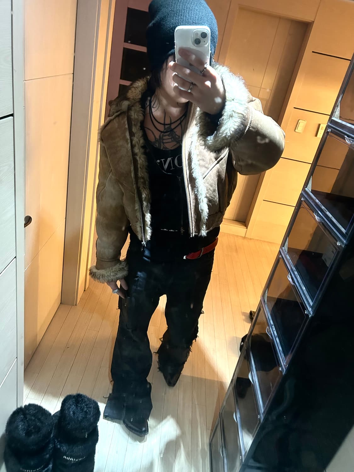 Sheep skin Fur Bomber Jacket 상품이미지7