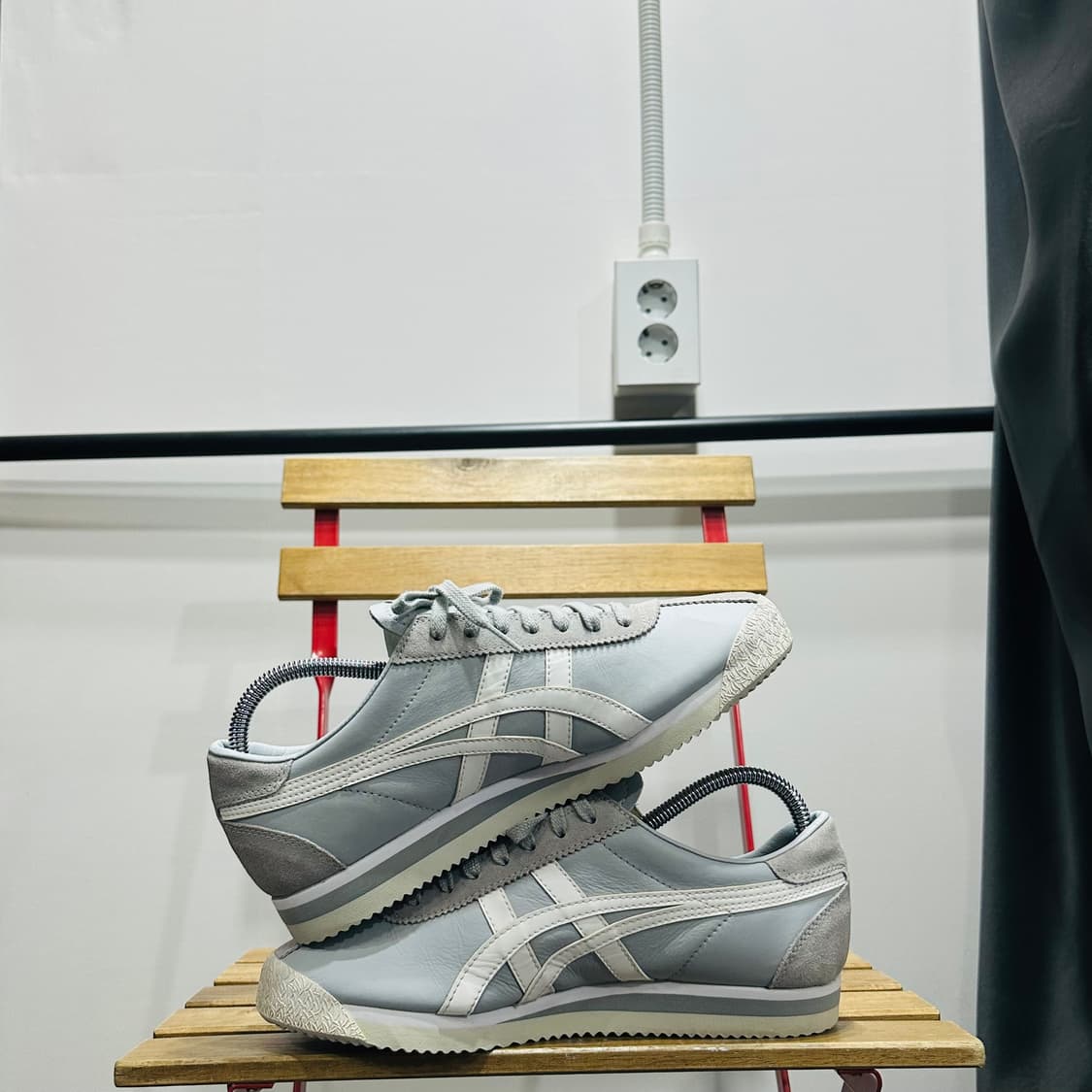 260) 오니츠카타이거 운동화 남성 남자 신발 코르쉐어 그레이 상품이미지7