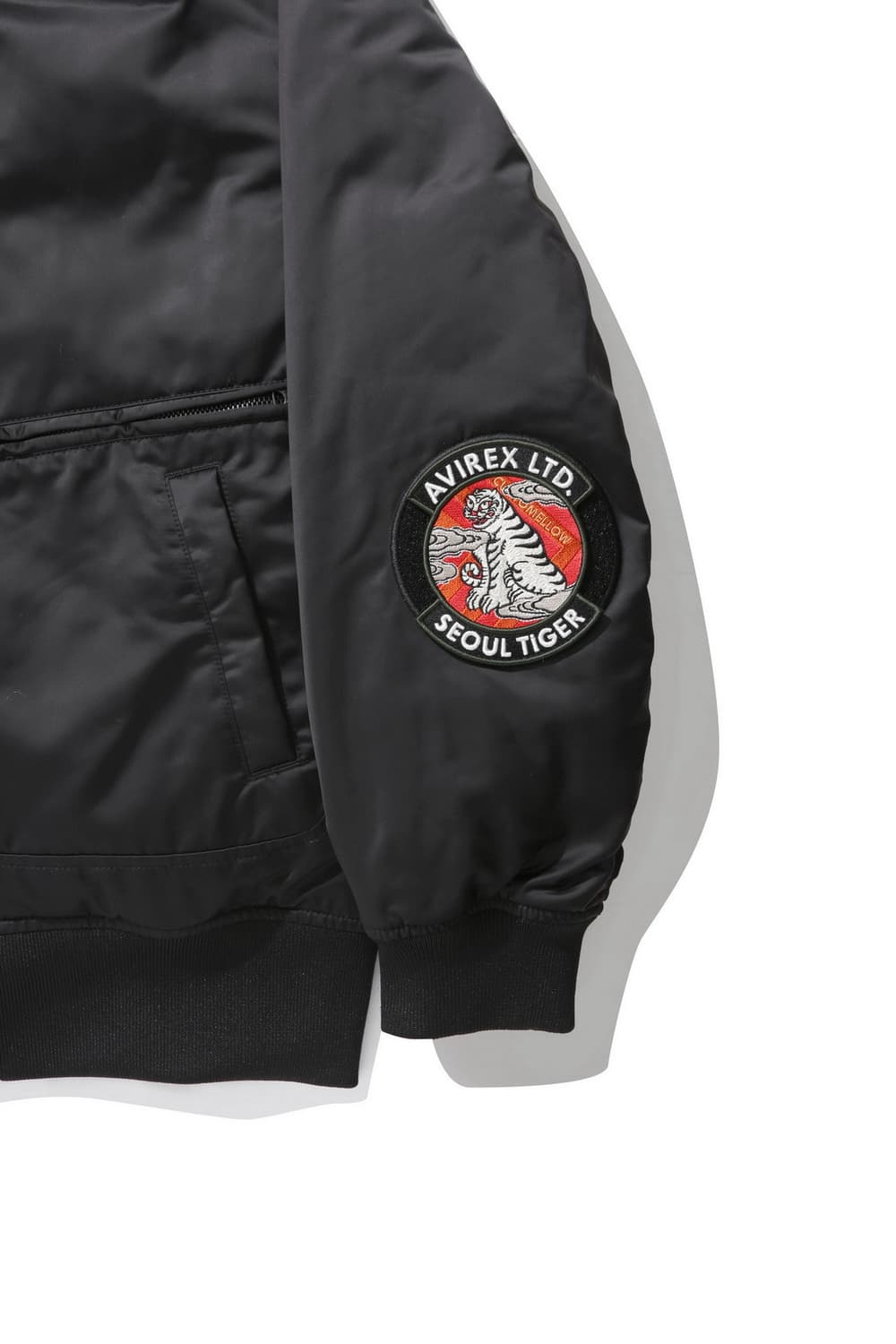 아비렉스x커스텀멜로우 B-15 구스다운 항공 점퍼 패딩 상품이미지4