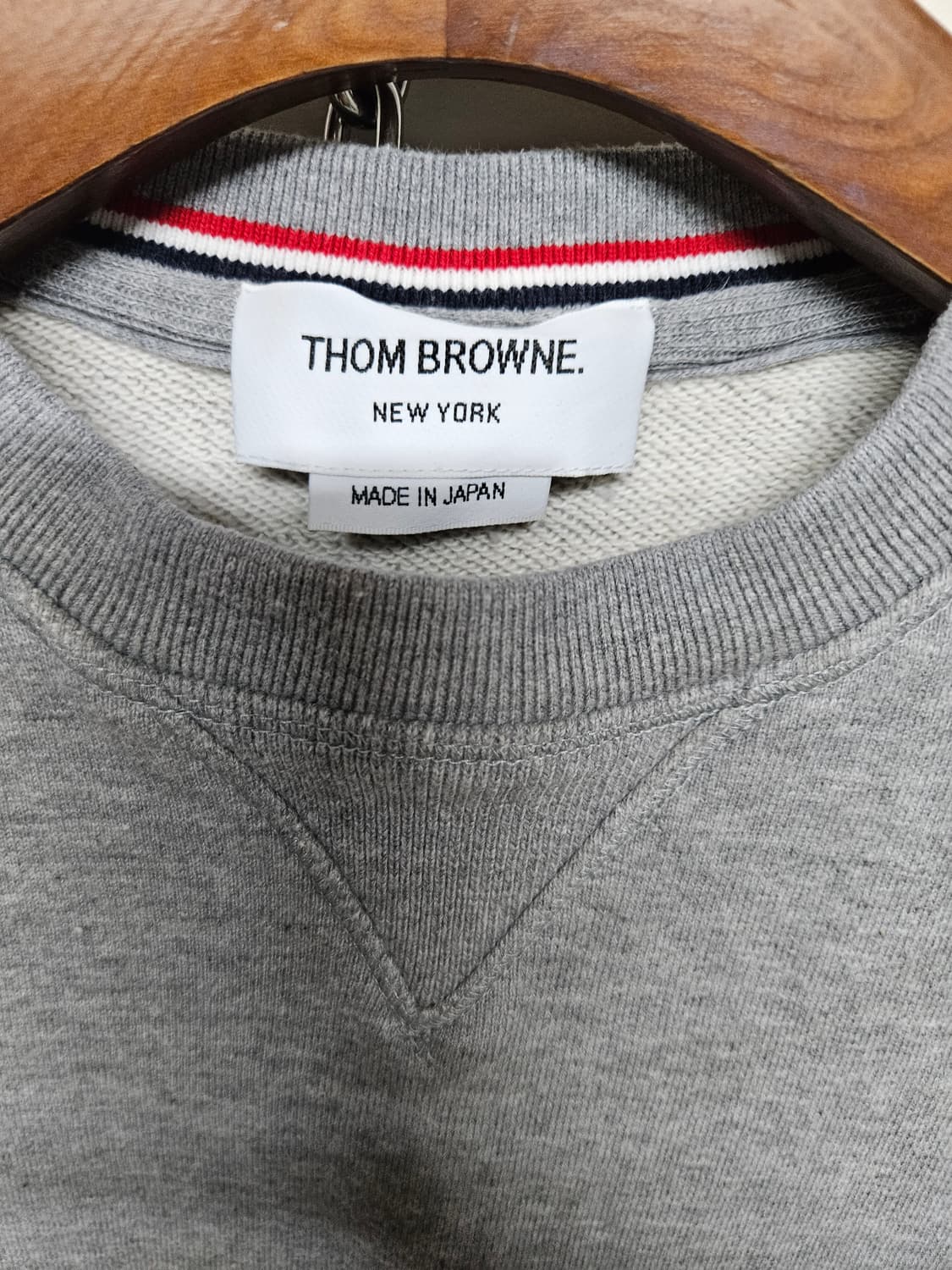 톰브라운 부티크 탑랭커 남성 4바 엔지니어드 저지 맨투 상품이미지6