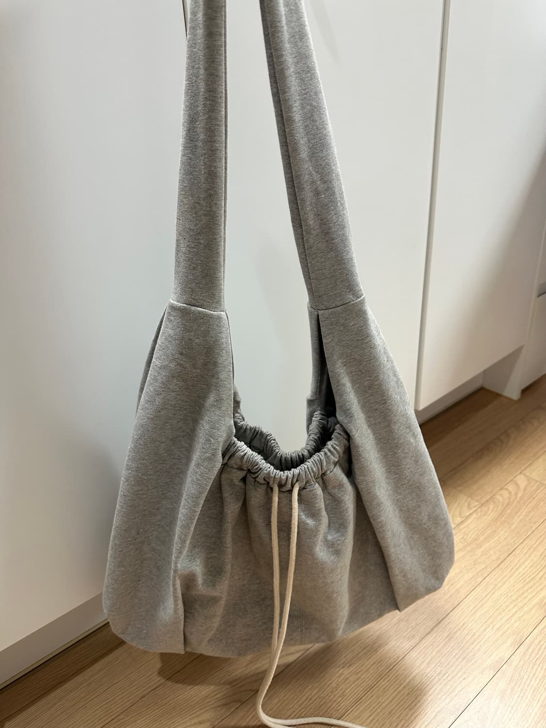 LCDC KNOT DETAIL SHOULDER BAG (GREY) 상품이미지8