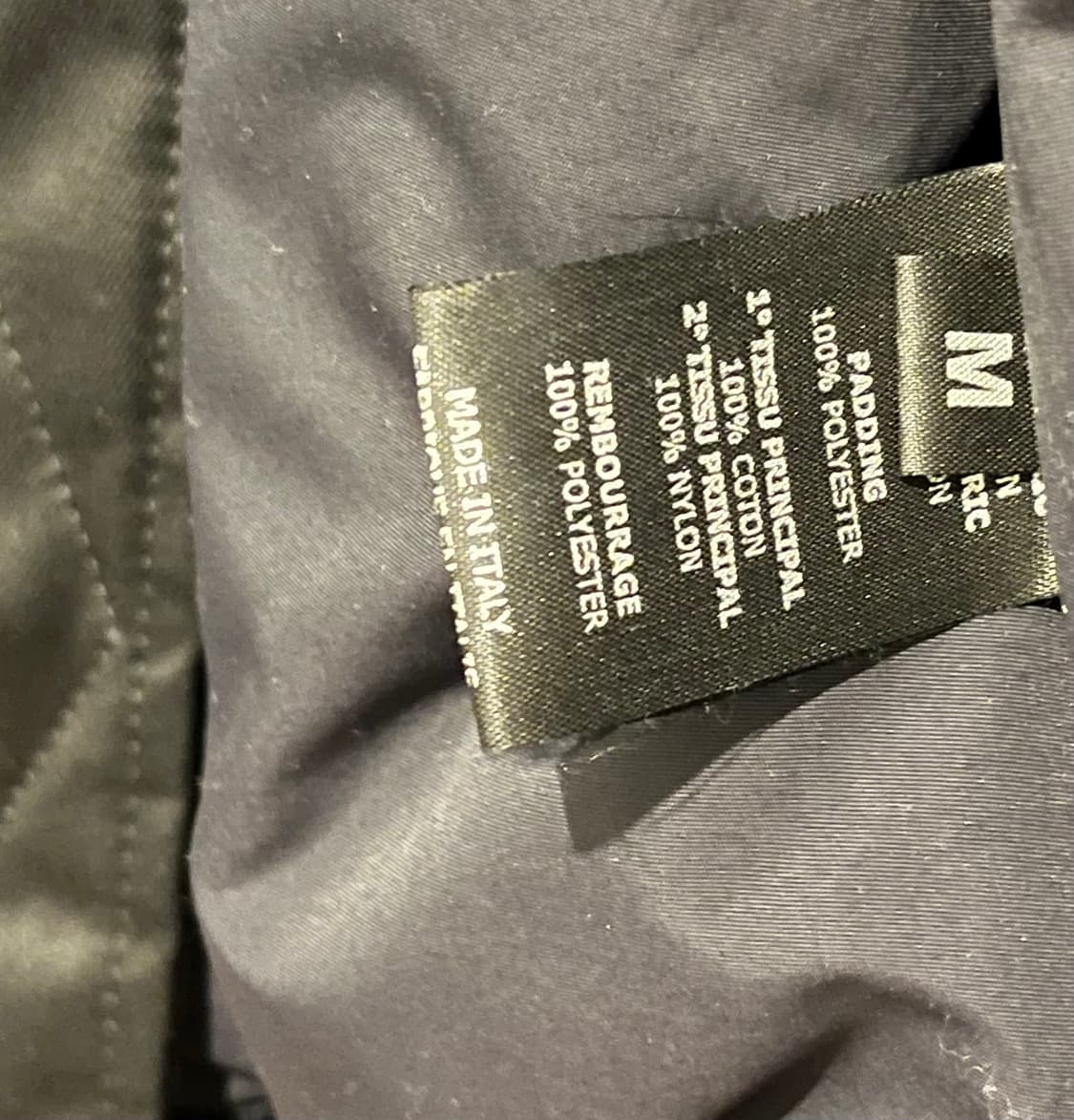 베트멍 2020쇼 런웨이 첫번째 착장 봄버 상품이미지9