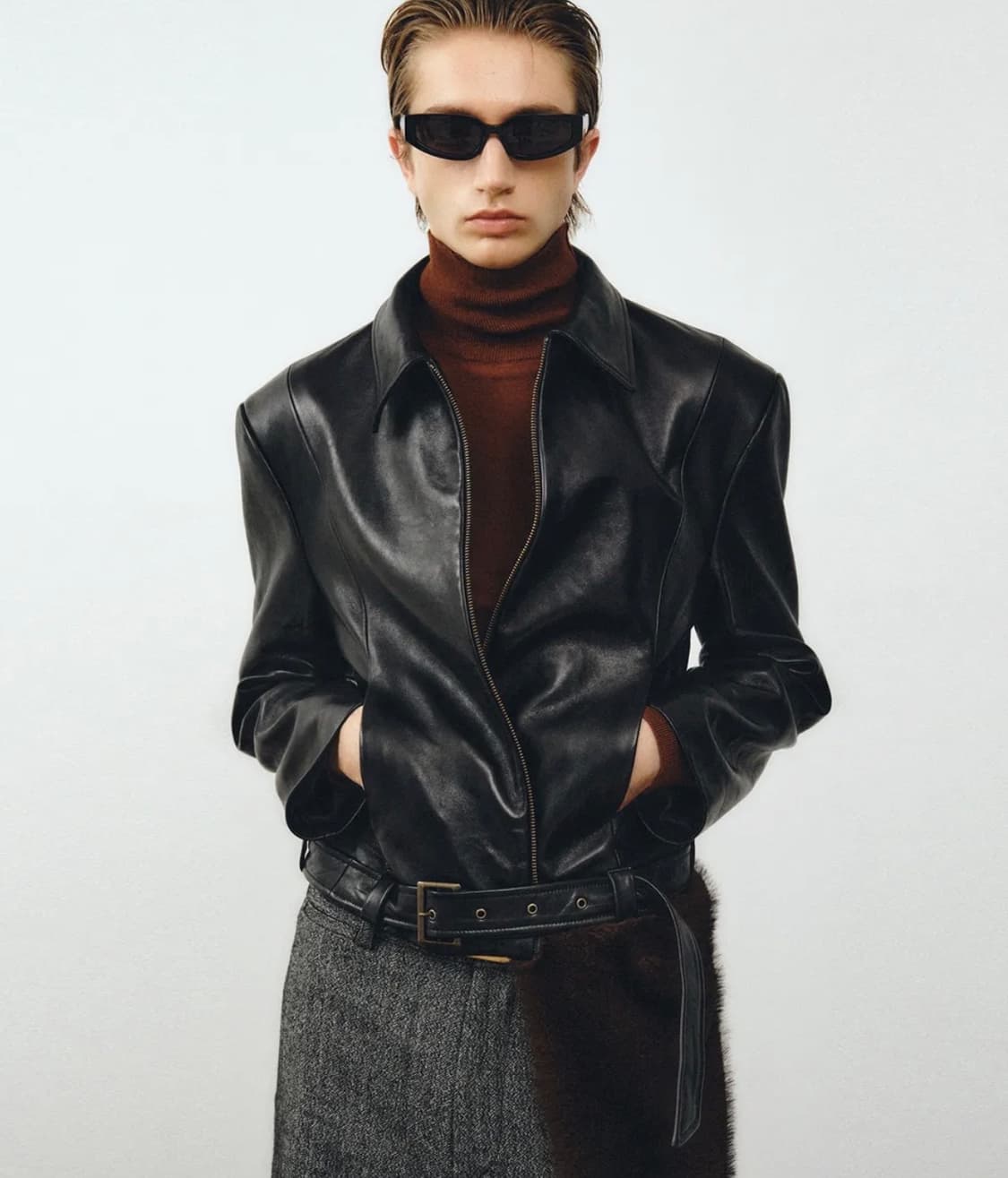 램스 레더 벨티드 크롭 자켓 (블랙) 상품이미지1