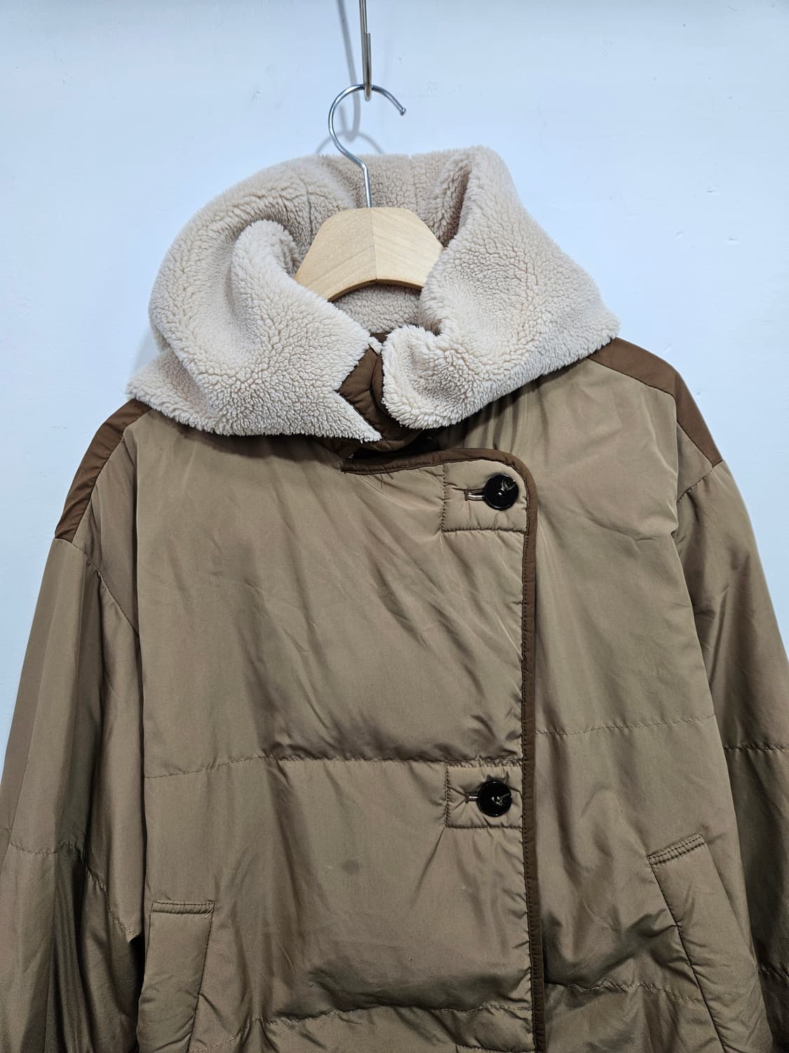 22.FW 플라스틱아일랜드 뽀글이 안감 폴리 패딩 S 상품이미지5