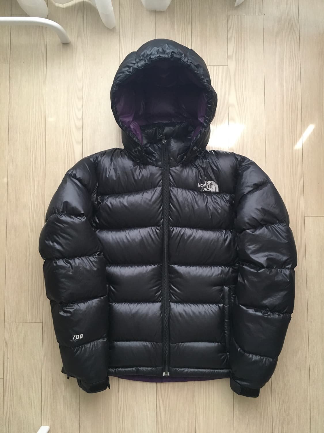 (85) 노스페이스 700 메트로 퍼텍스 퀸텀 유광 블랙 보라 패딩 상품이미지2