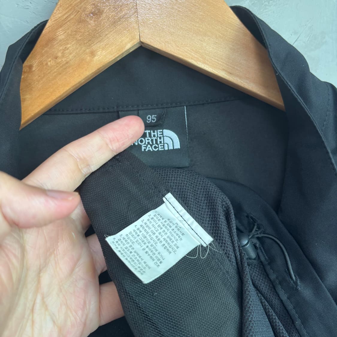 노스페이스 조끼 검정 상품이미지3