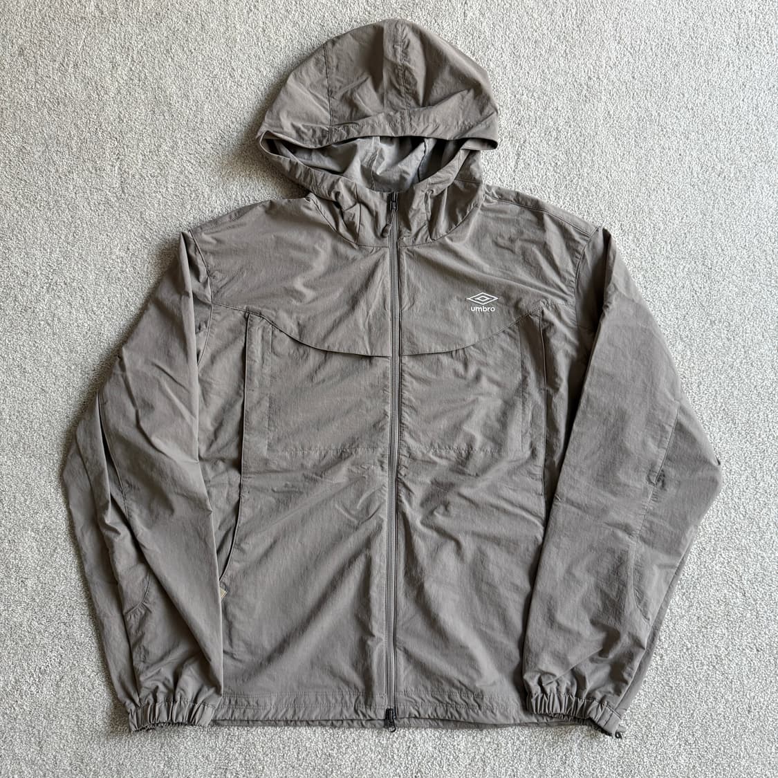 엄브로 하이웨이 벤틸 후드 바람막이 자켓 상품이미지1