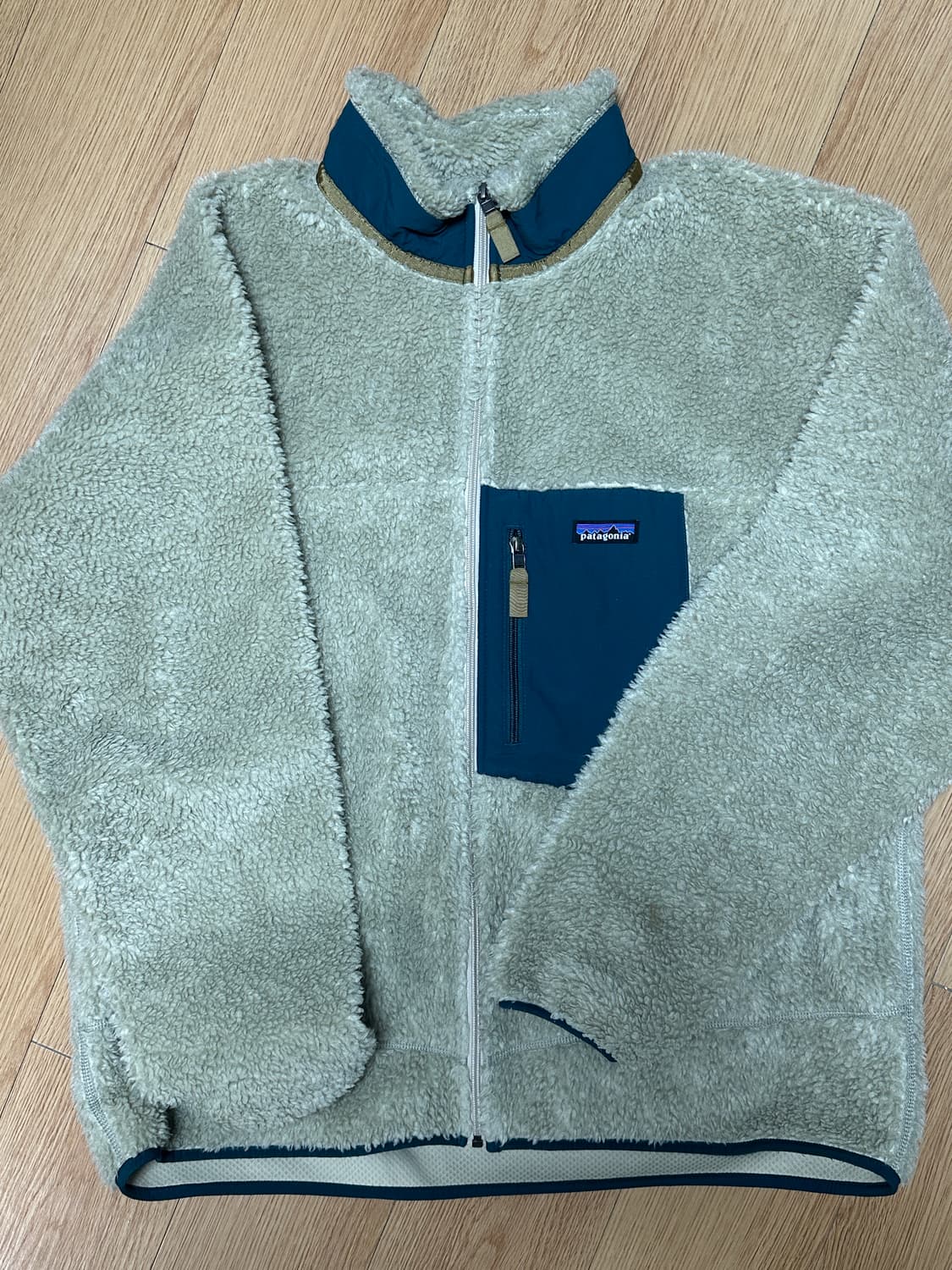 파타고니아 레트로X 펠리컨다크보레알리스그린 상품이미지1