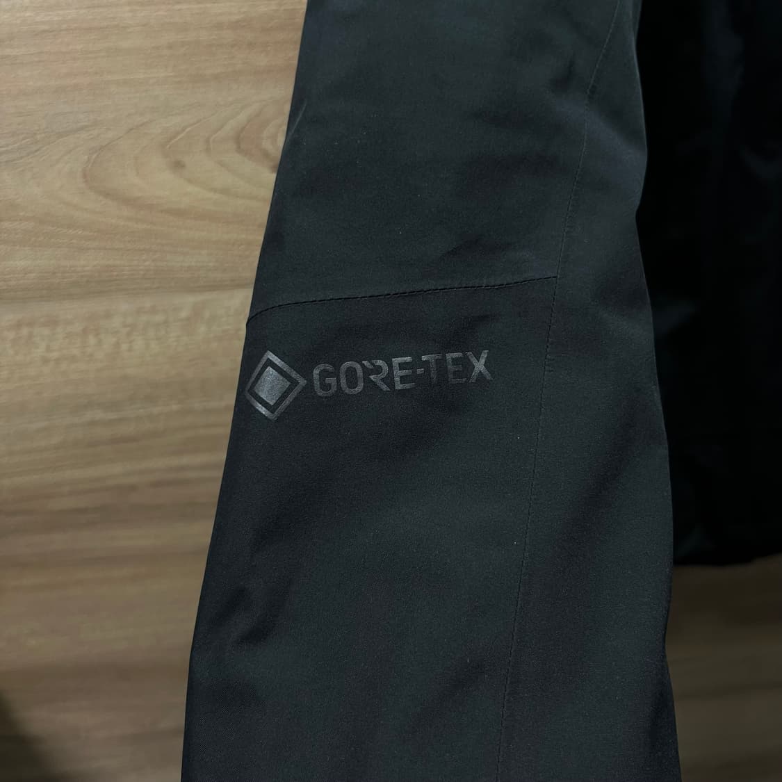 K2 고어텍스 블랙 바람막이 상품이미지2