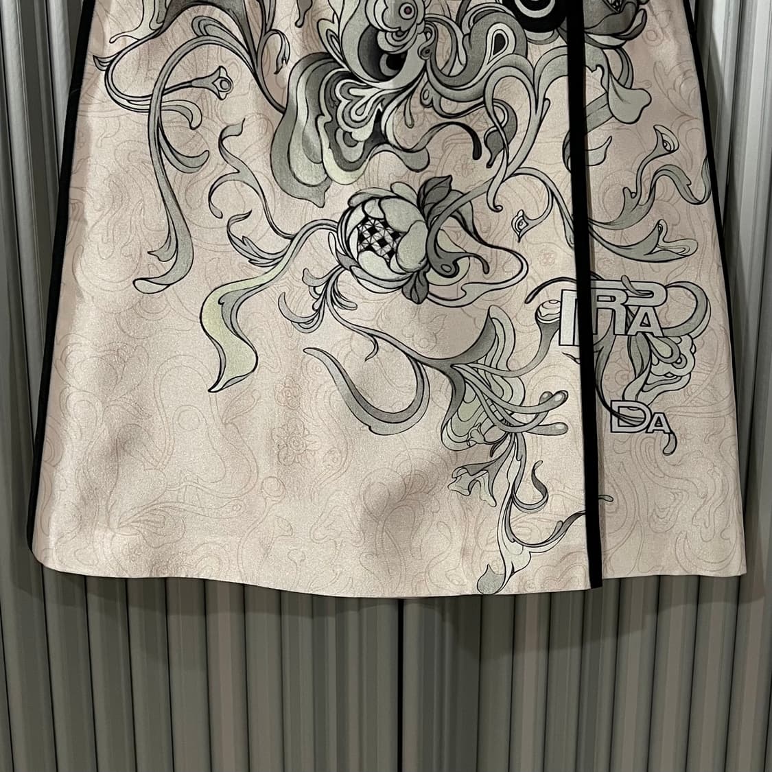Prada silk skirt 상품이미지4