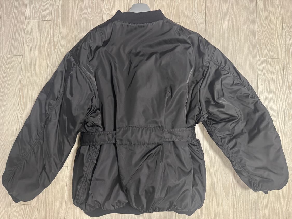 프라다 / 리나일론 패딩 봄버 자켓 / M 상품이미지8