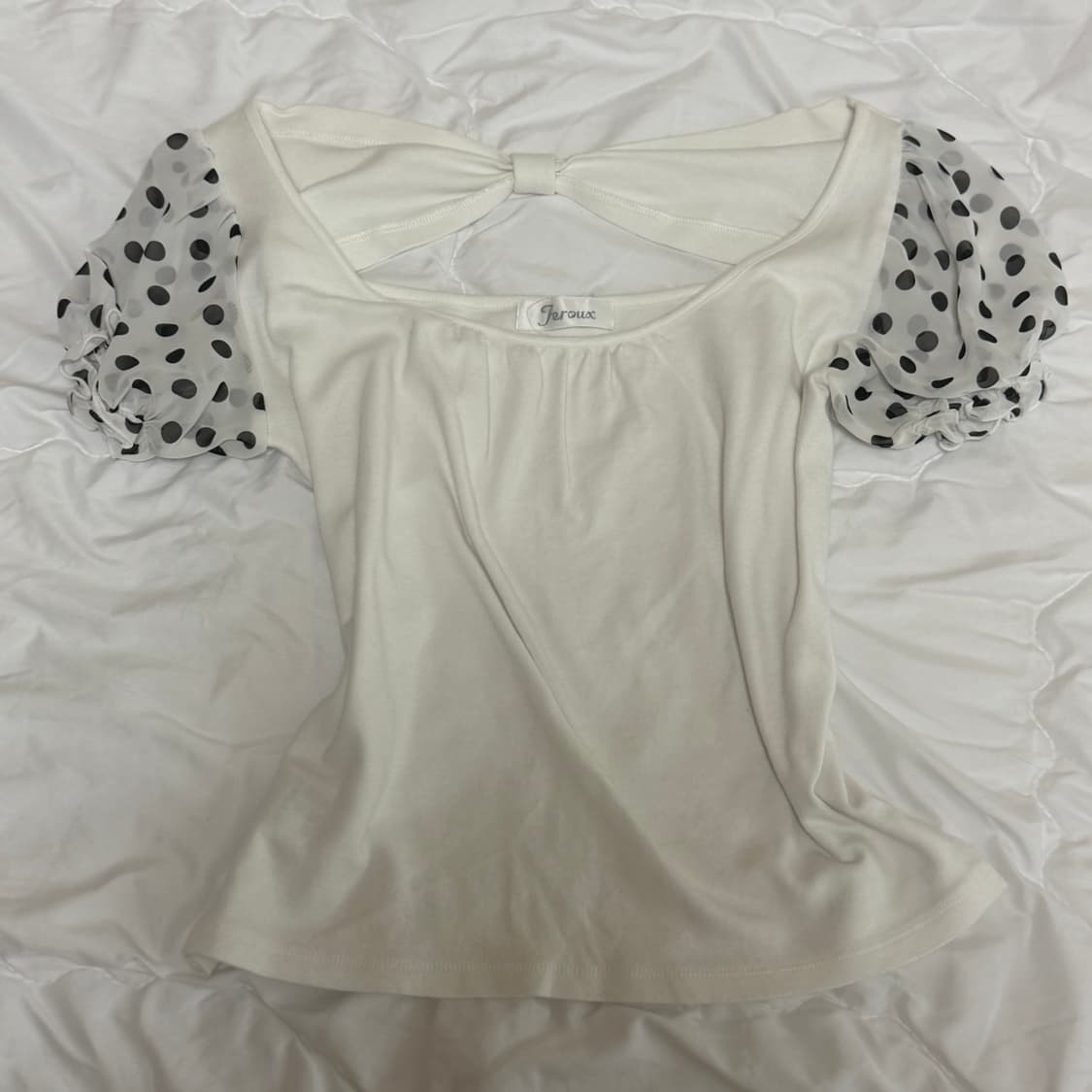 Jeroux 도트 쉬폰 퍼프 백리본 반팔 상품이미지1