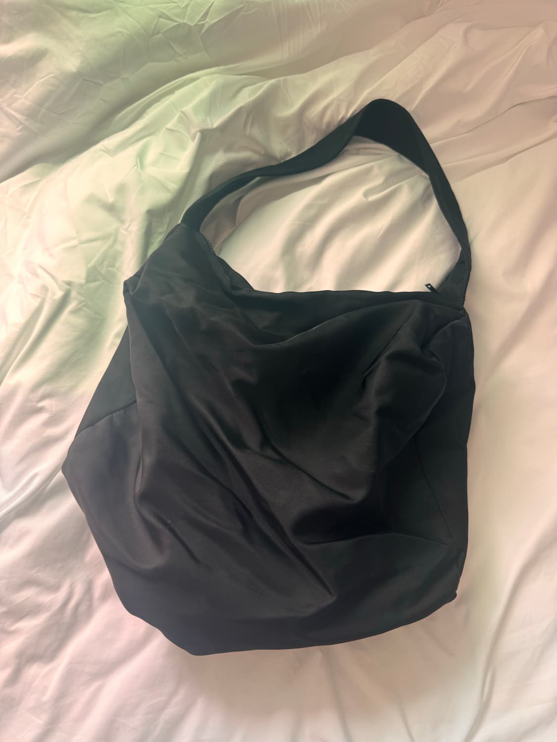 Cos 블랙 숄더백 상품이미지2