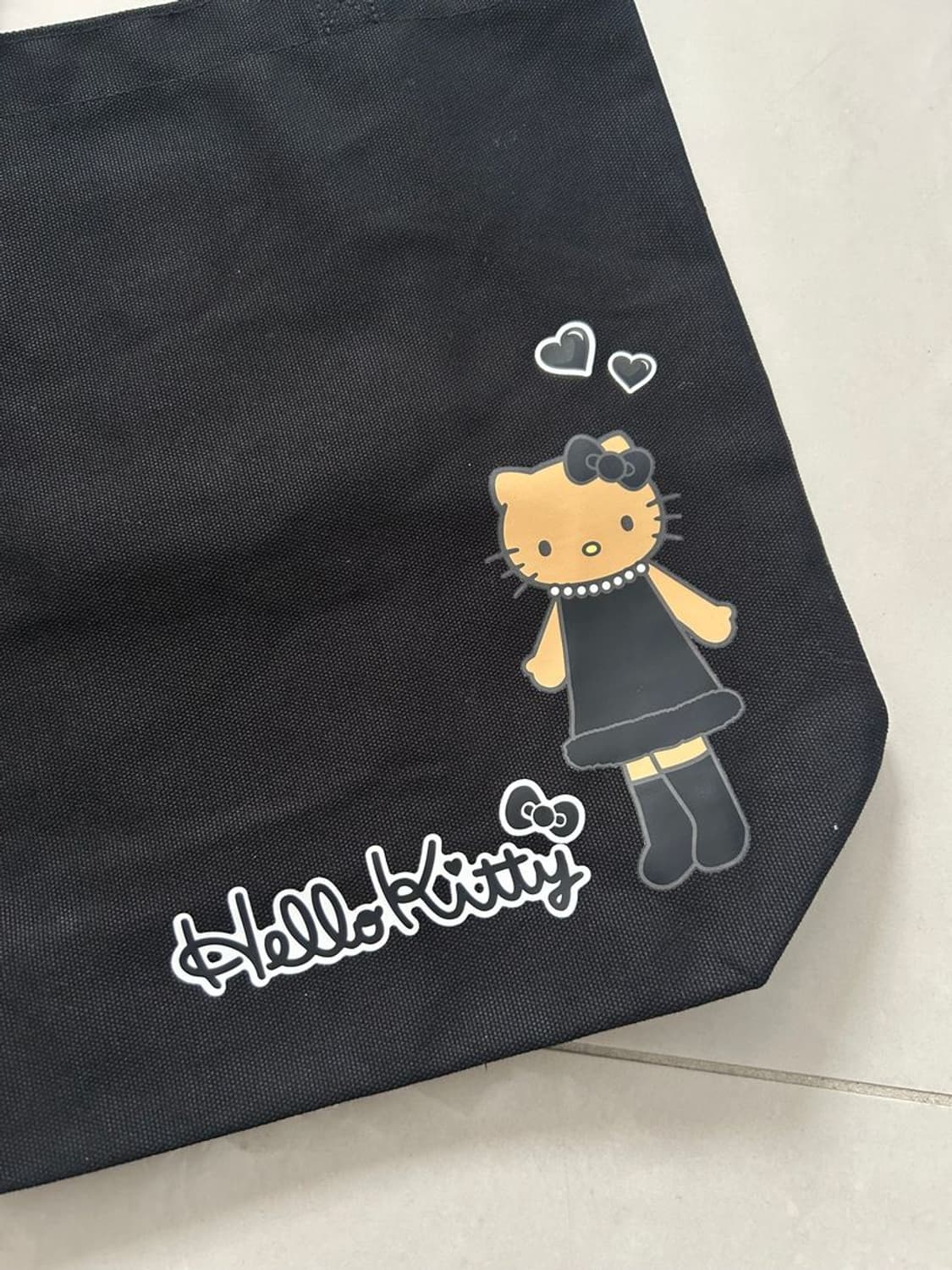 SUNBORN HELLO KITTY PRINT 헬로 키티 토트백 상품이미지3