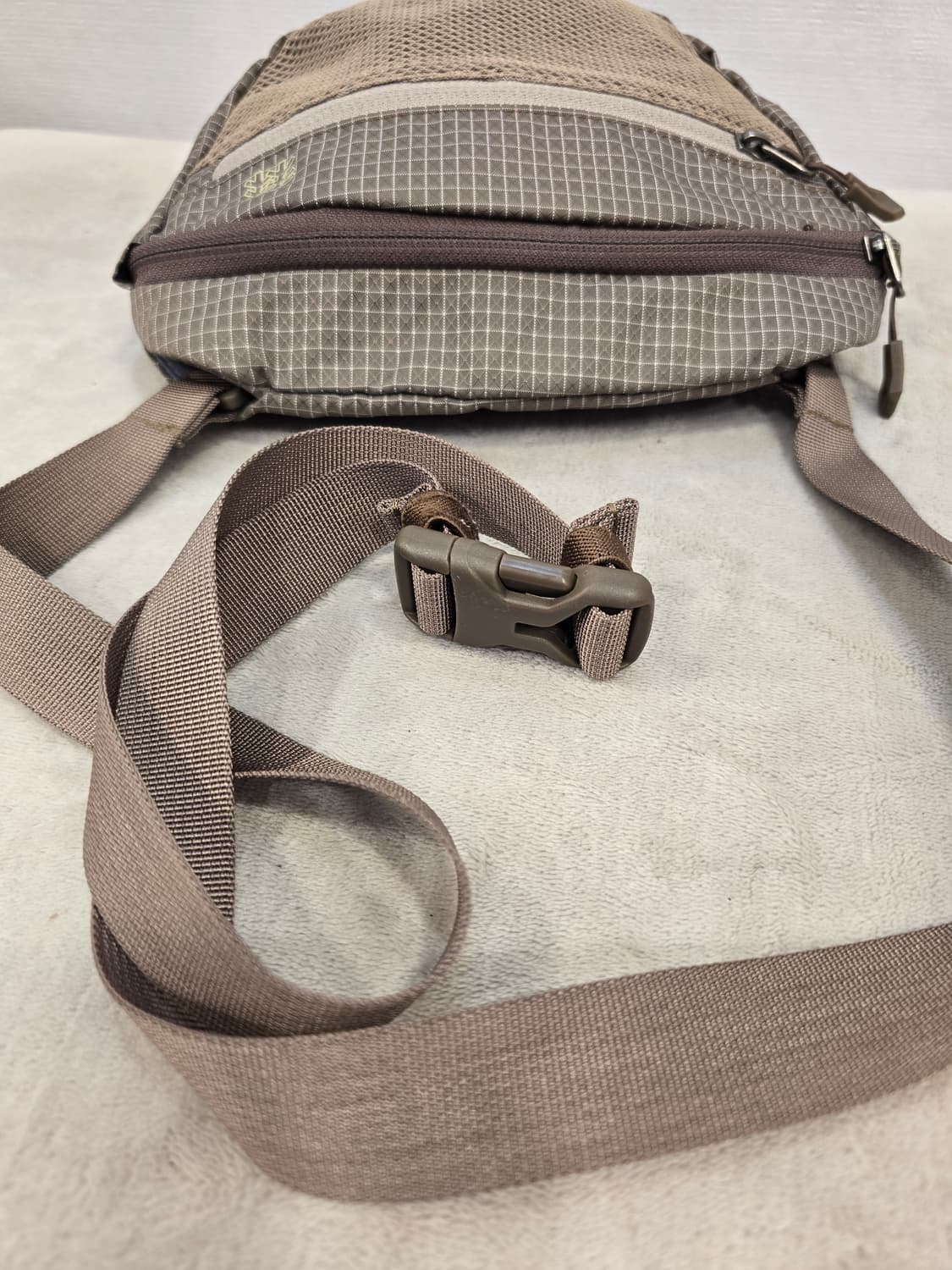 코오롱스포츠 남여공용 가벼운 크로스백 상품이미지6