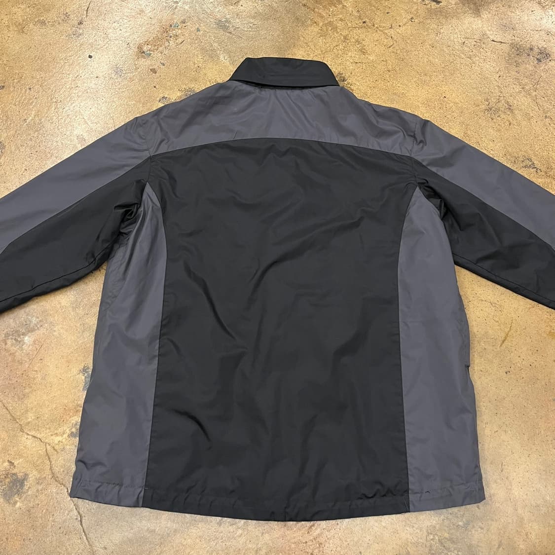 [정품/105] 엄브로 바람막이 블랙 회색 b16 상품이미지4