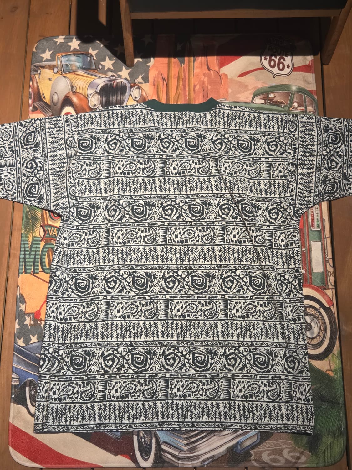 에스닉 패턴 티셔츠 상품이미지2