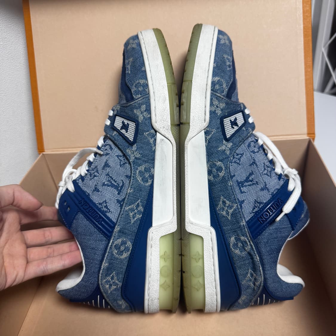 루이비통 LV 트레이너 모노그램 데님 블루 스니커즈 9 상품이미지4