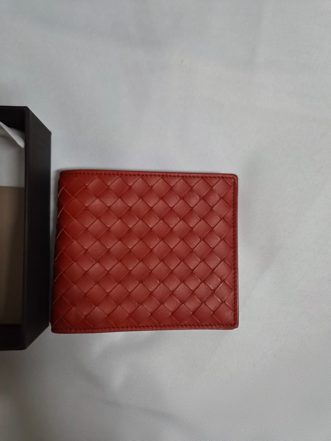 보테가 베네타 반지갑 새상품급 상품이미지2